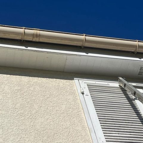 peinture dessous toit chartres 2